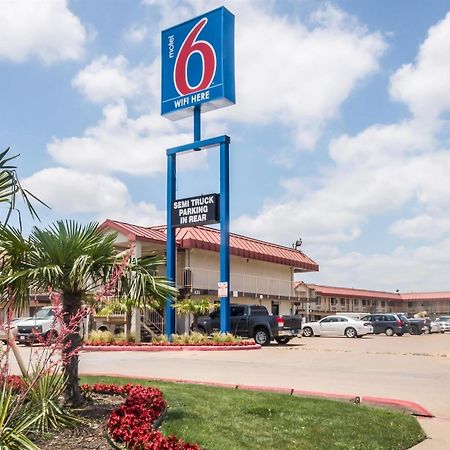 Motel 6-Mesquite, Tx - Rodeo - Convention Ctr Екстериор снимка