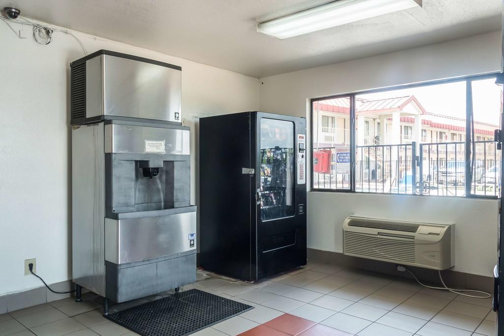 Motel 6-Mesquite, Tx - Rodeo - Convention Ctr Екстериор снимка