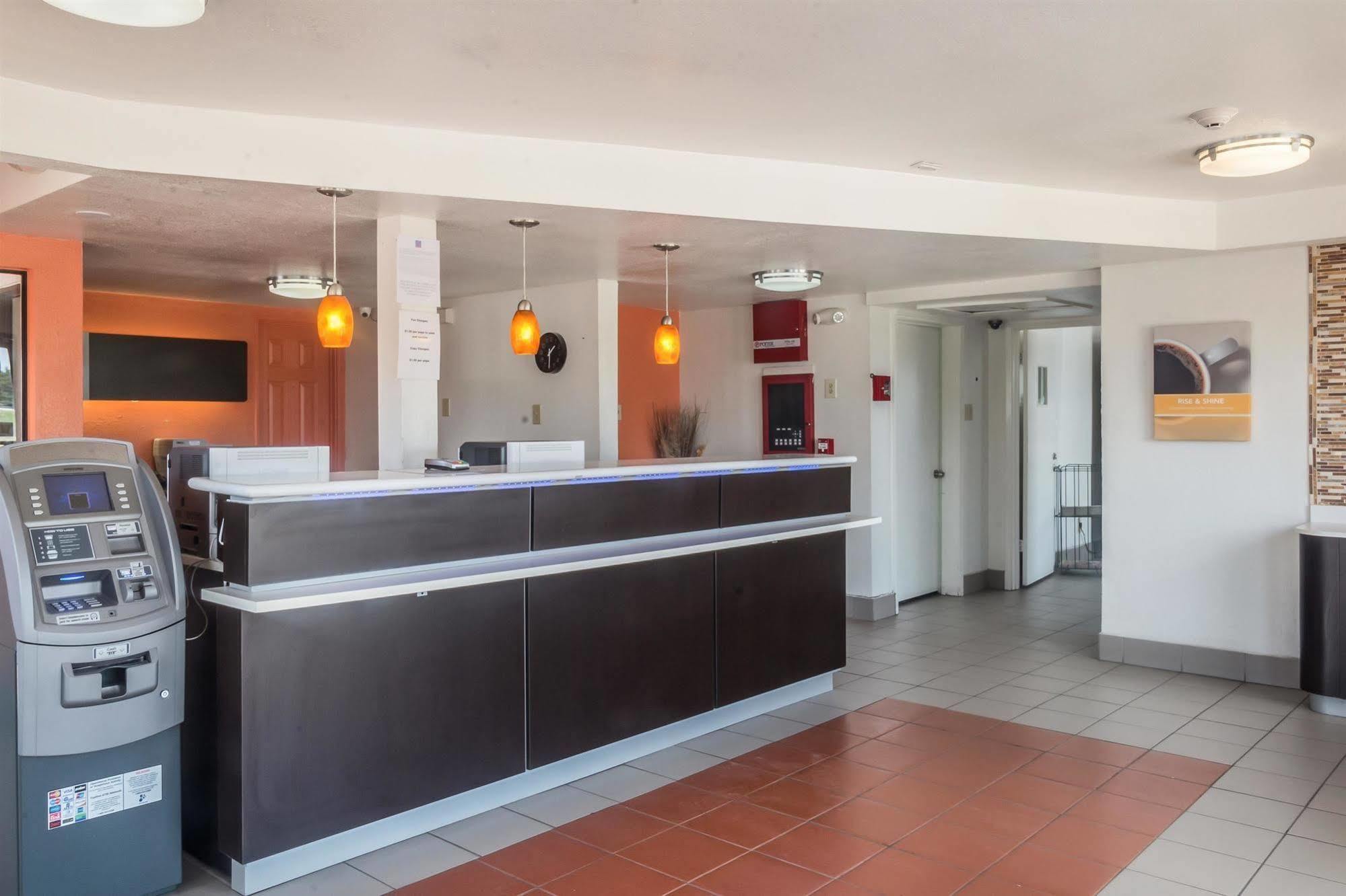 Motel 6-Mesquite, Tx - Rodeo - Convention Ctr Екстериор снимка
