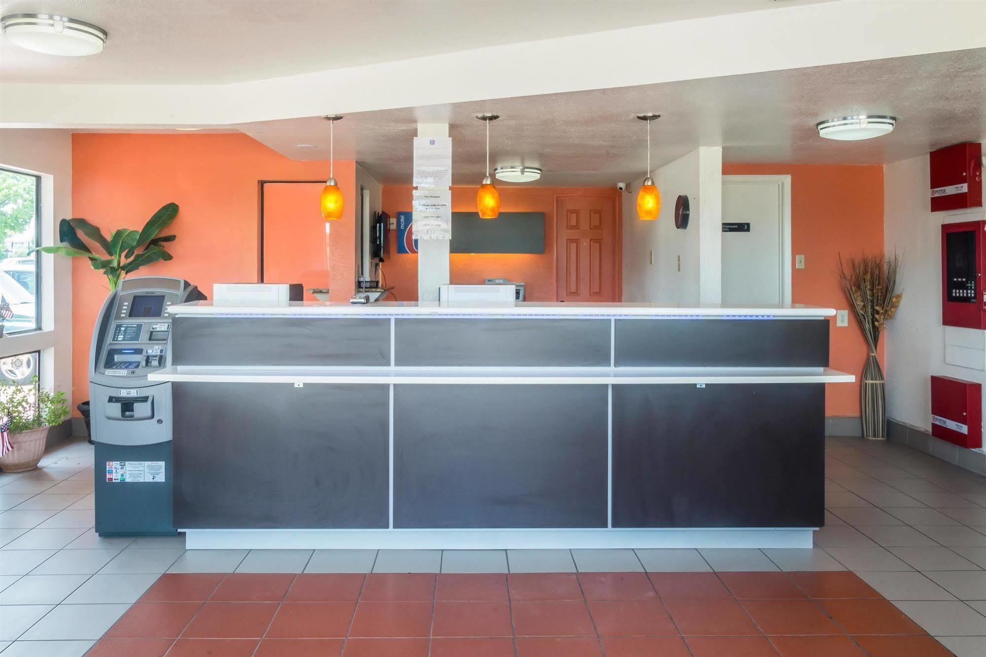 Motel 6-Mesquite, Tx - Rodeo - Convention Ctr Екстериор снимка