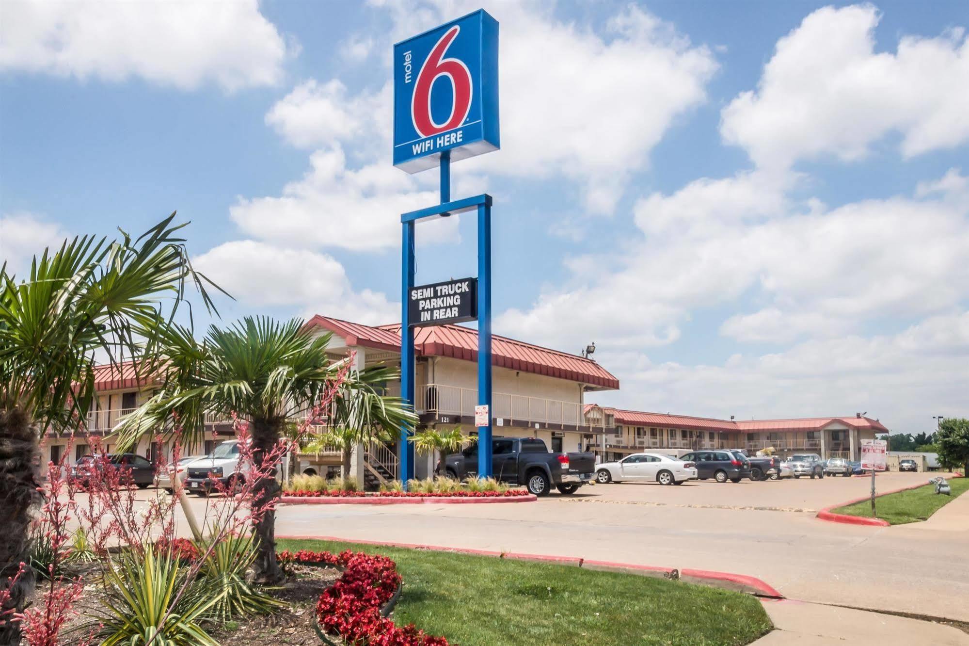 Motel 6-Mesquite, Tx - Rodeo - Convention Ctr Екстериор снимка